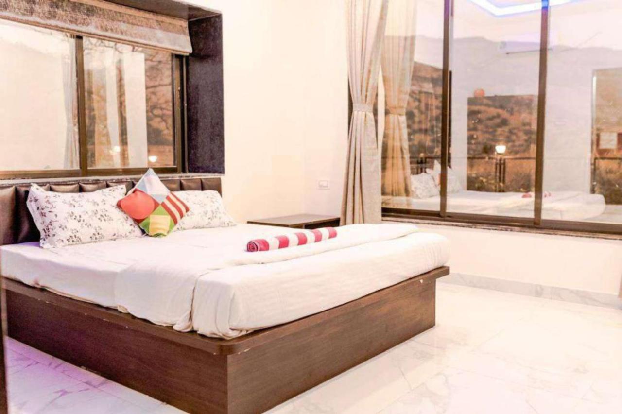 Diamond Villa โลนาวาลา ภายนอก รูปภาพ